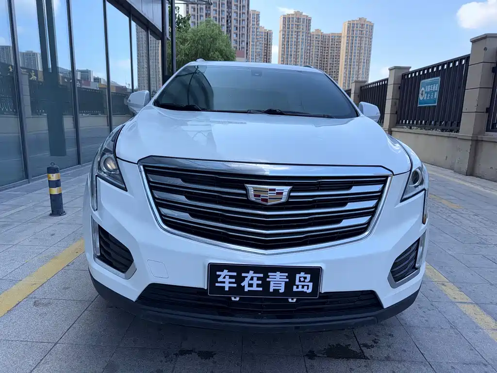 Cadillac XT5 2017 — фото 2
