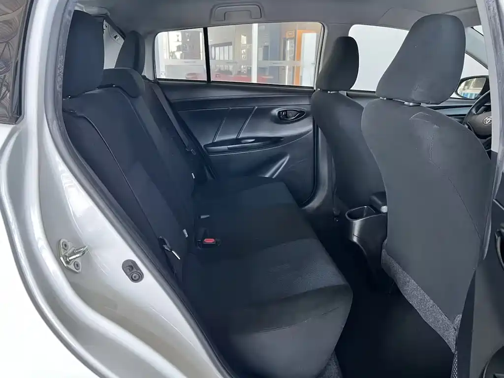 Toyota Yaris L 2019