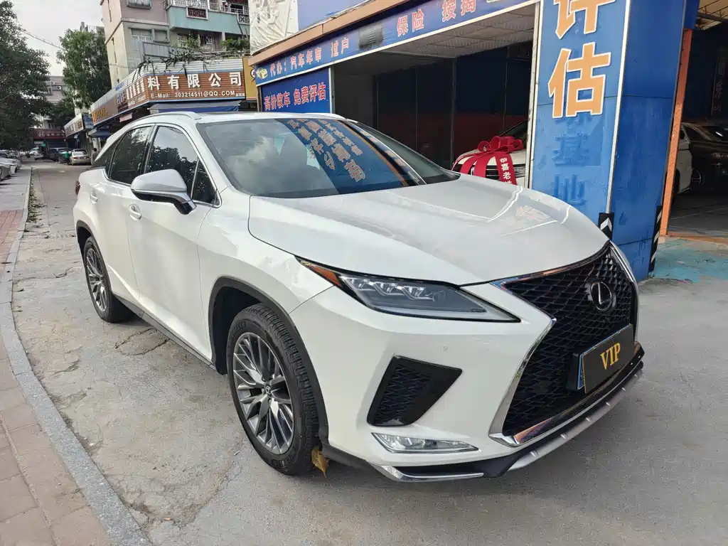 Lexus RX 2018 — фото 2