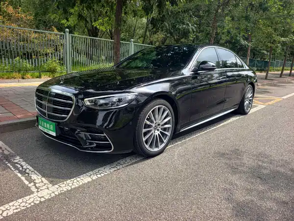 Mercedes-Benz S-Class 2021