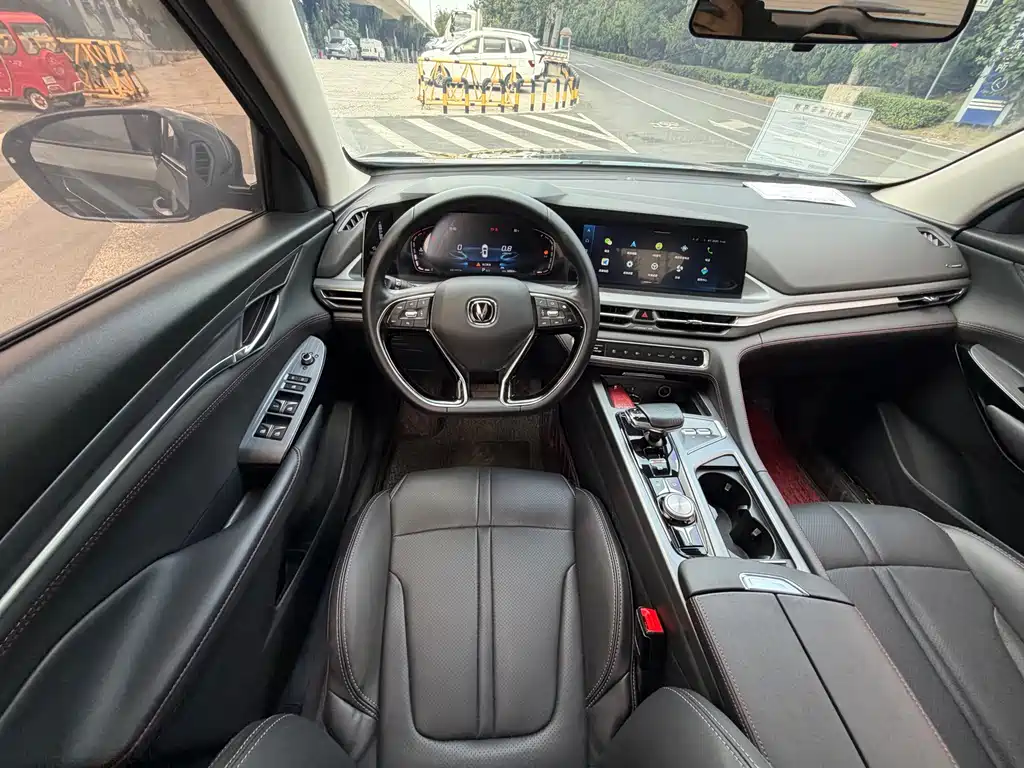 Changan CS75PLUS 2022 — фото 16