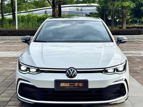 Volkswagen Golf 2022