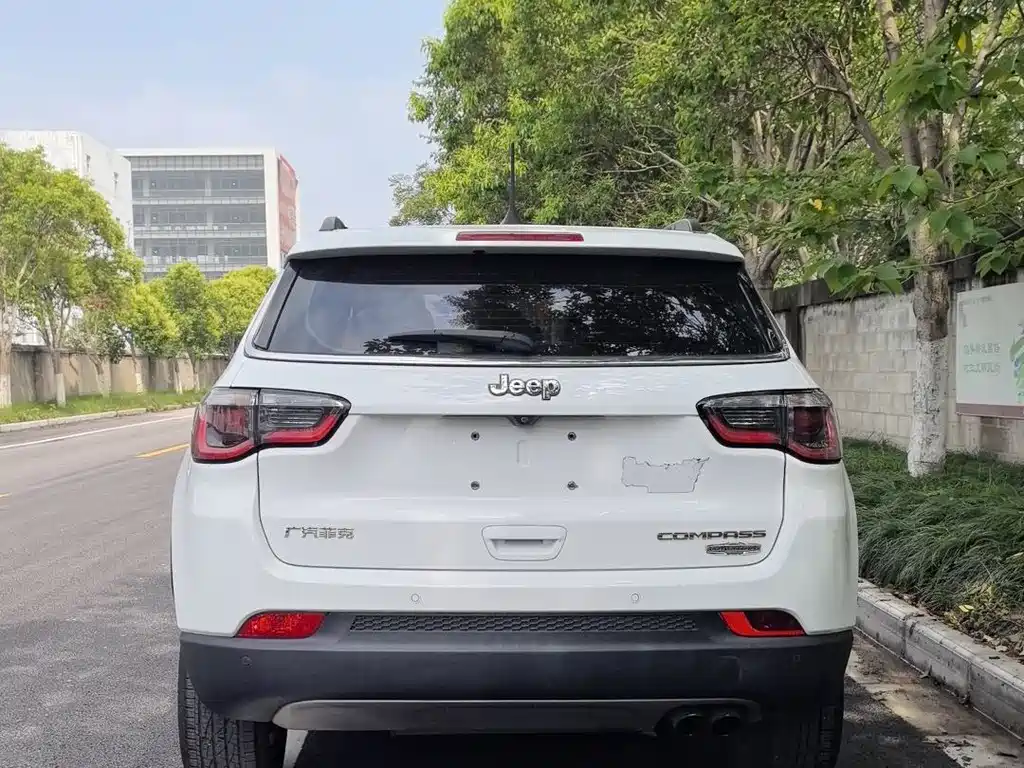 Jeep Compass 2019 — фото 4