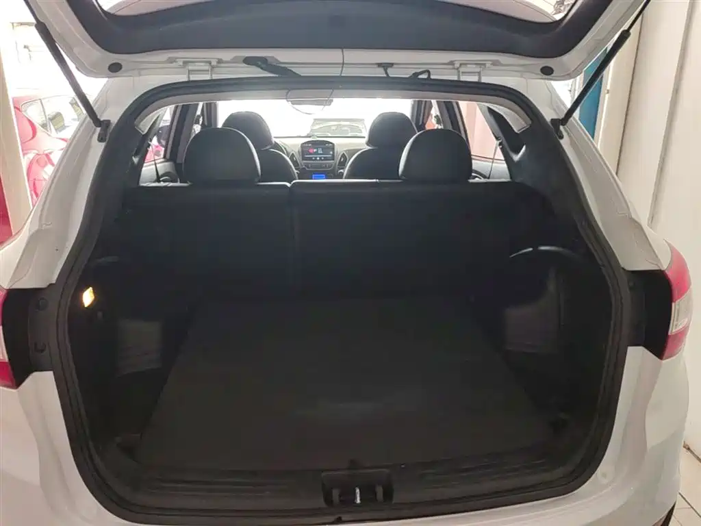 Hyundai ix35 2016 — фото 19