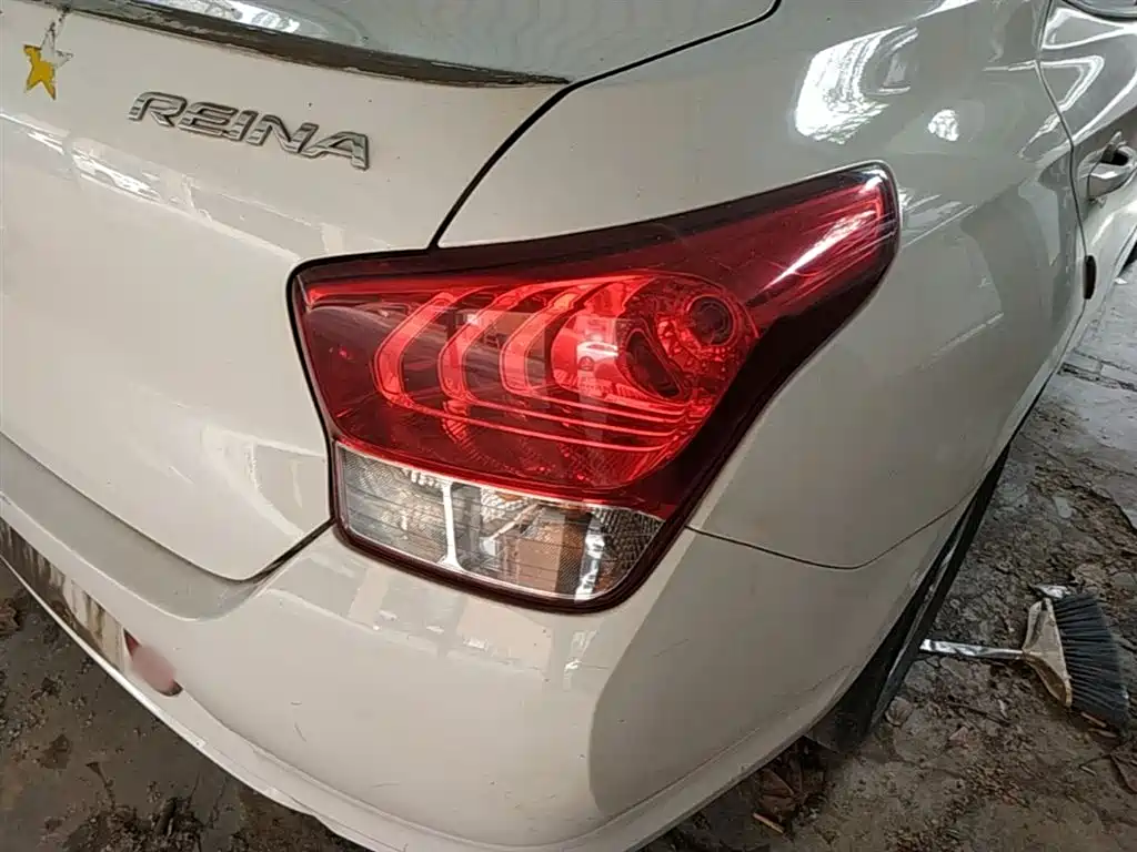Hyundai Verna 2018 — фото 8