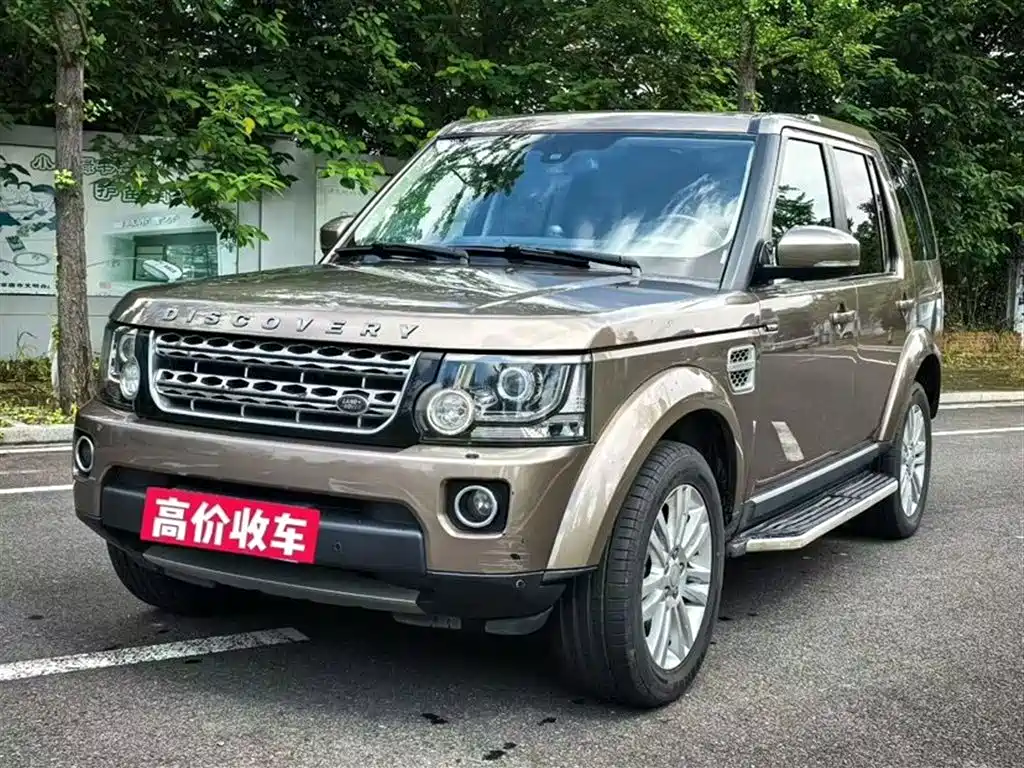 Land Rover Discovery 2016 — фото 1