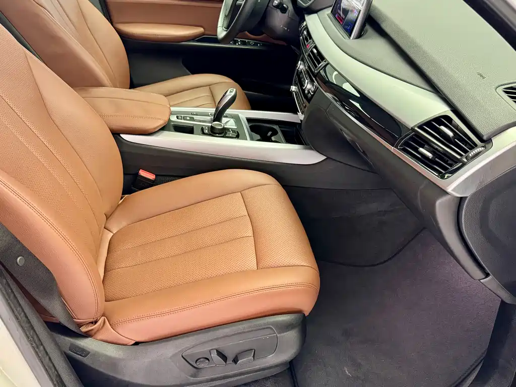 BMW X5 2019 — фото 12