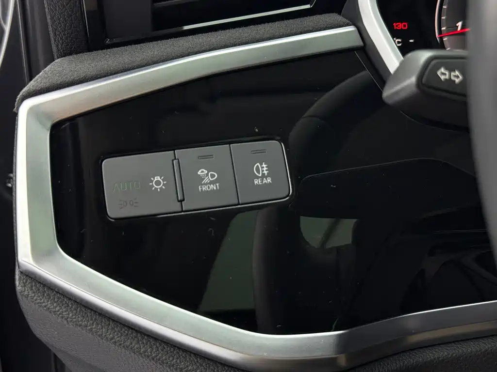 Audi Q3 2022 — фото 19