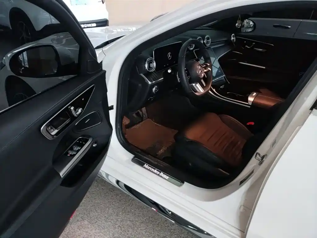 Mercedes-Benz C-Class 2022 — фото 16