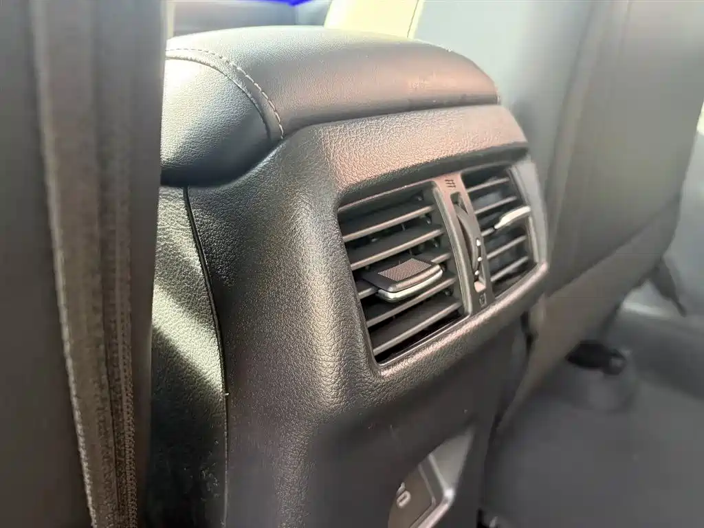 Nissan Sylphy 2024 — фото 16