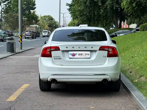 Volvo S60 2018