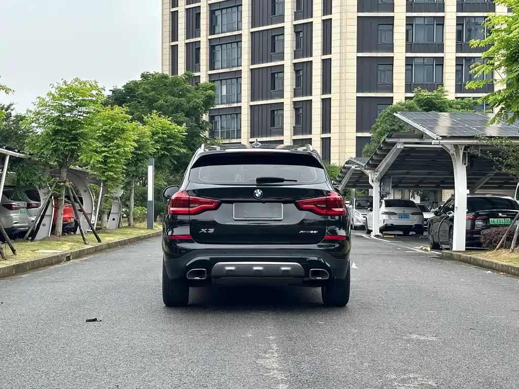 BMW X3 2021