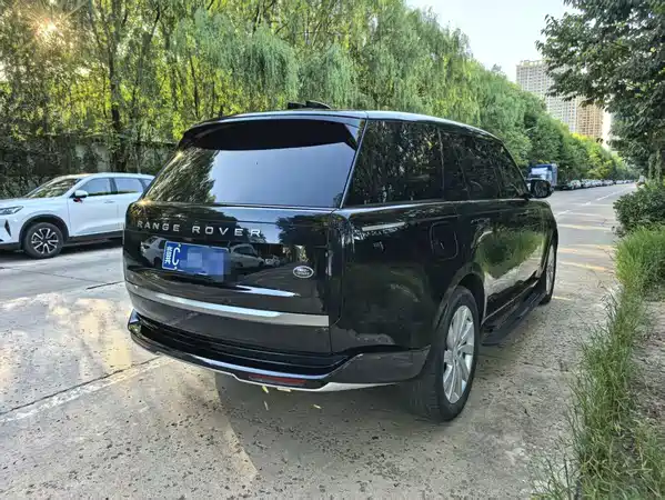 Land Rover Range Rover 2023