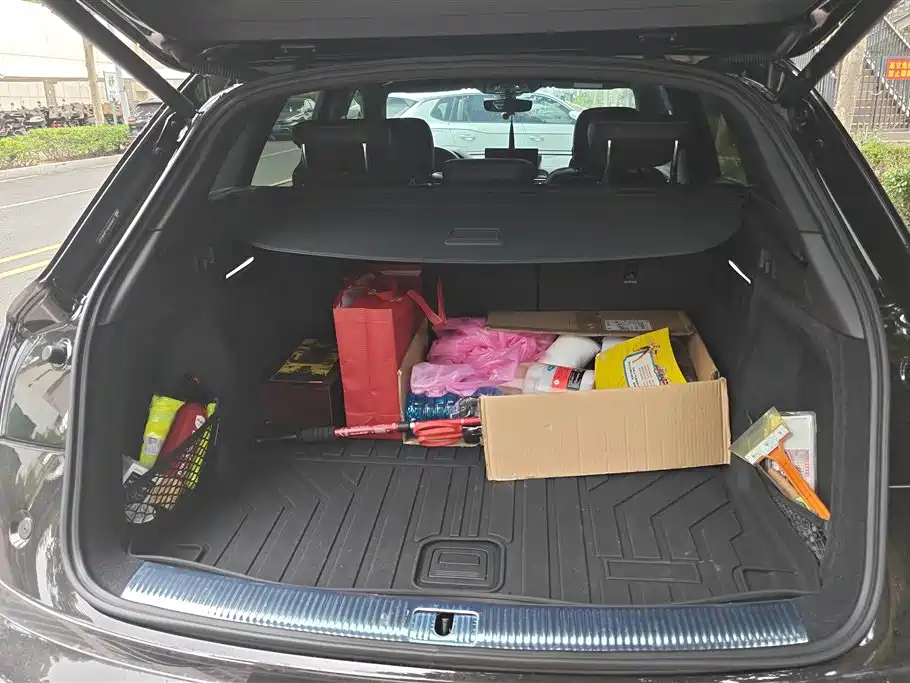 Audi Q5L 2025
