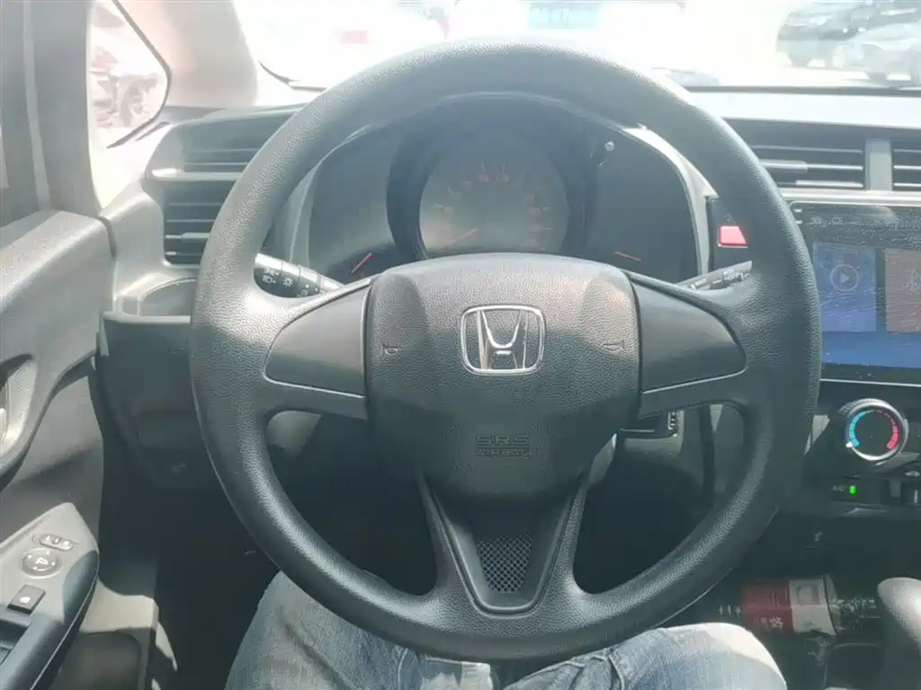 Honda Fit 2016 — фото 11