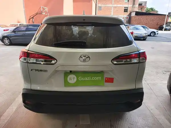 Toyota Frontlander 2024