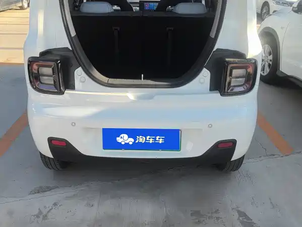 Geely Galaxy Panda 2024