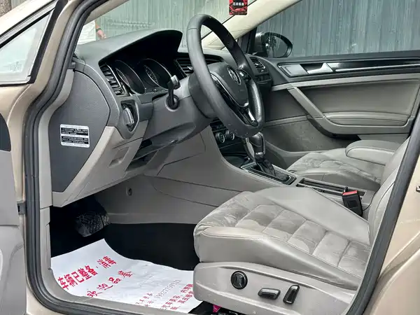 Volkswagen Golf 2015