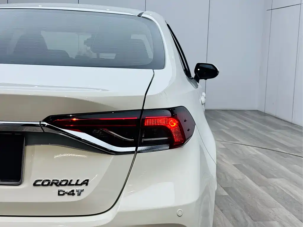 Toyota Corolla 2020 — фото 15