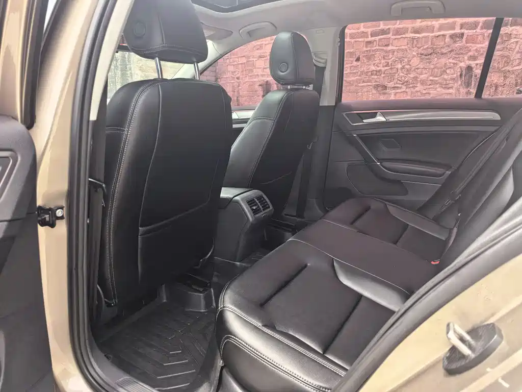 Volkswagen Golf 2015