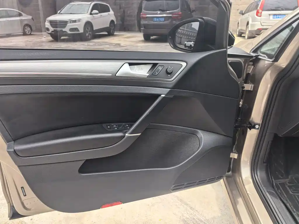 Volkswagen Golf 2015