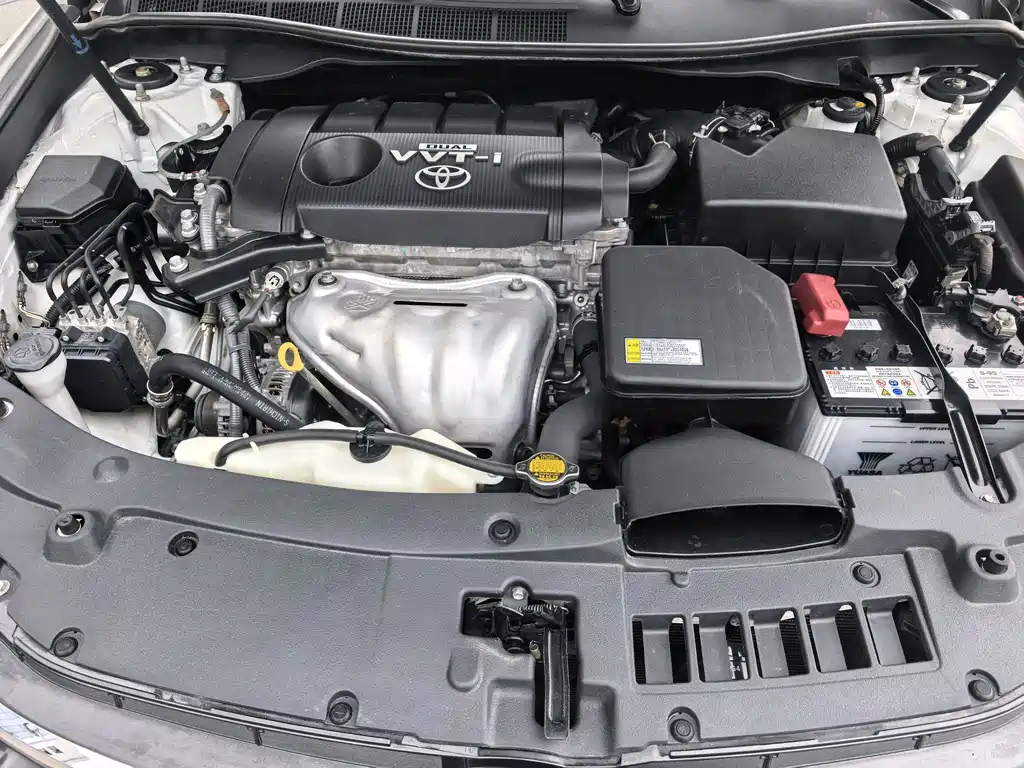 Toyota Camry 2016 — фото 16