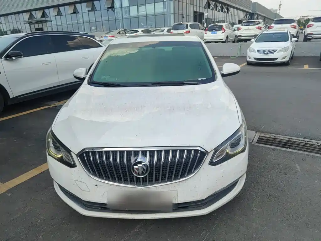 Buick Excelle 2017 — фото 25
