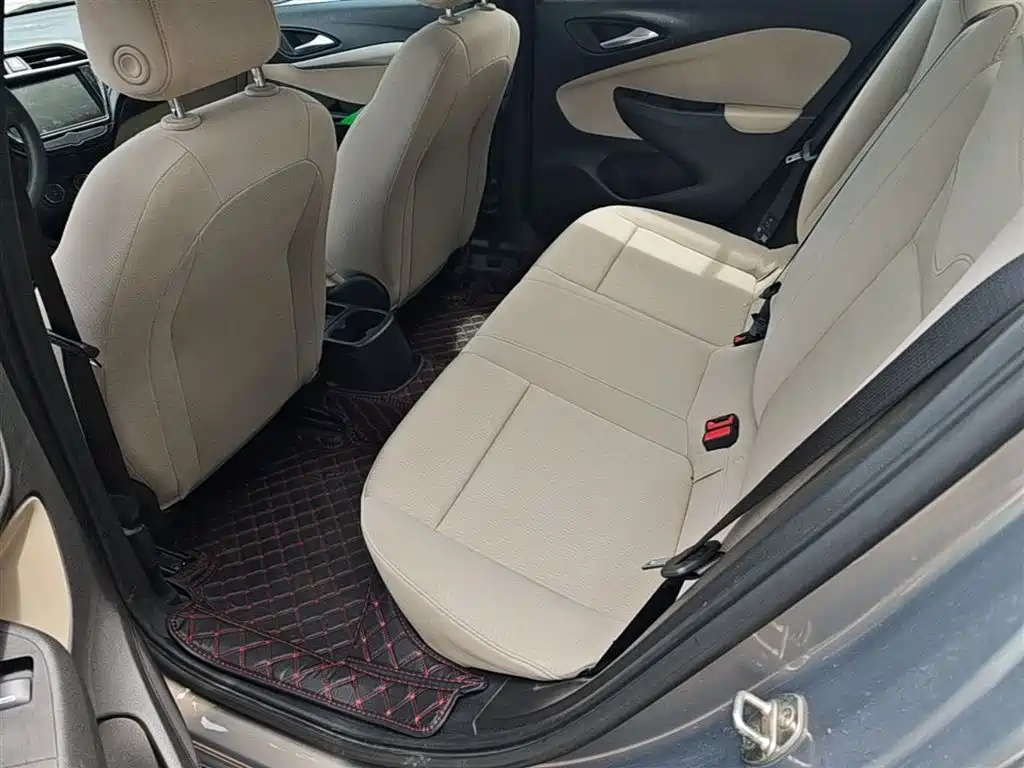 Buick Excelle 2019 — фото 17