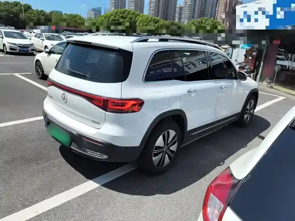 Mercedes-Benz EQB 2023