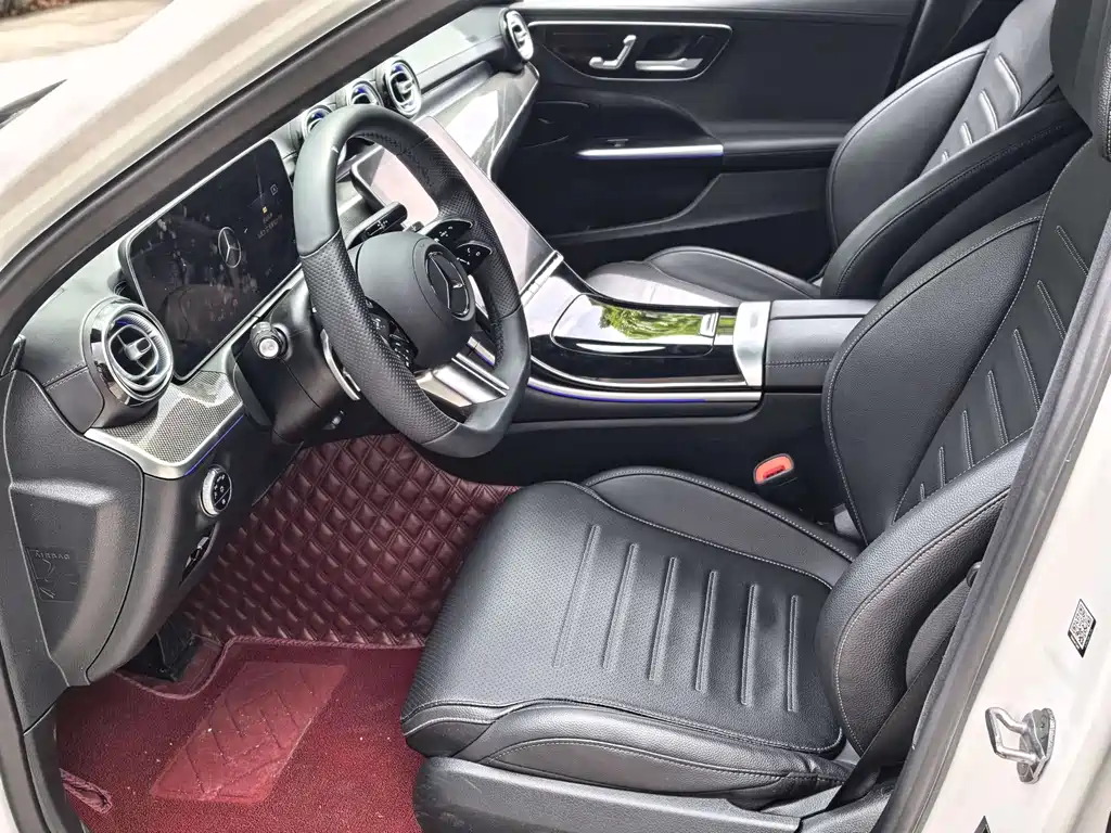 Mercedes-Benz C-Class 2022 — фото 10
