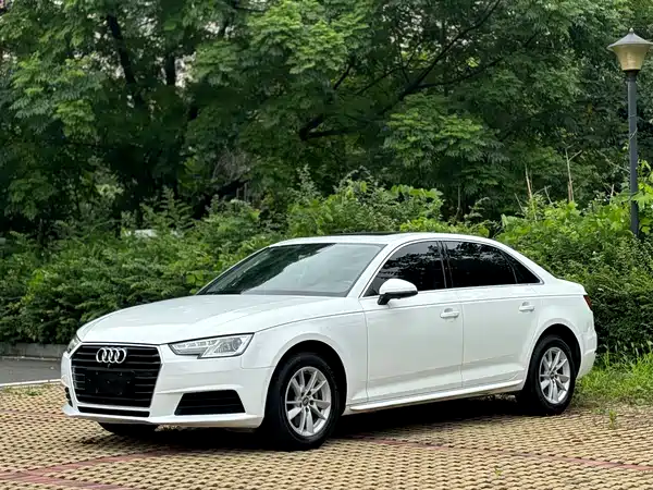 Audi A4L 2017