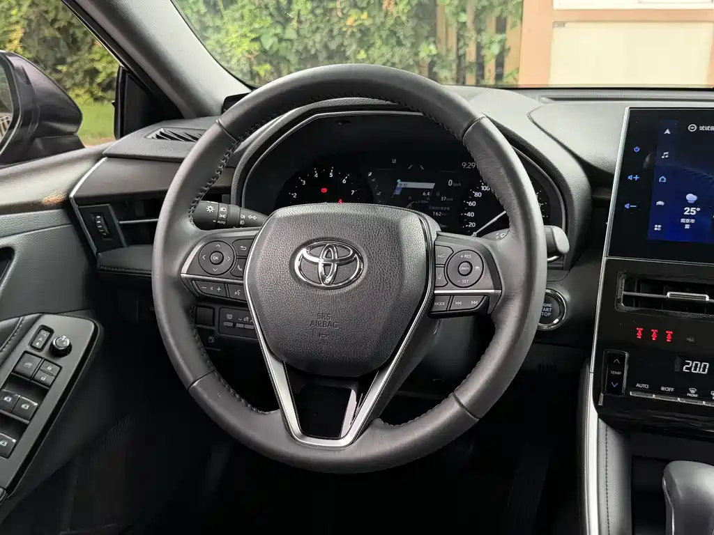 Toyota Avalon 2023