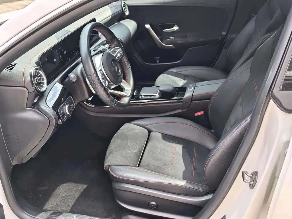 Mercedes-Benz CLA 2022 — фото 11