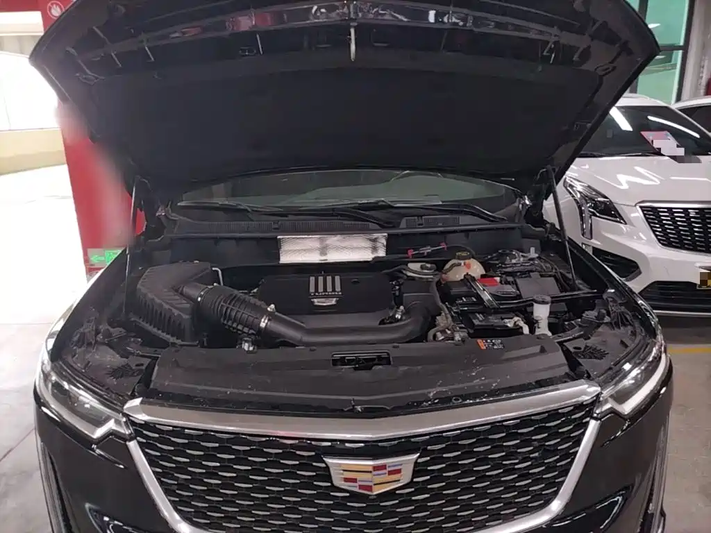 Cadillac XT6 2022 — фото 20