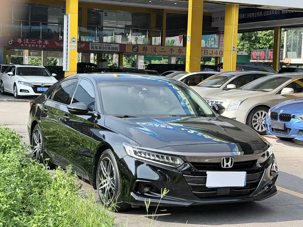 Honda Accord 2022 — фото 3
