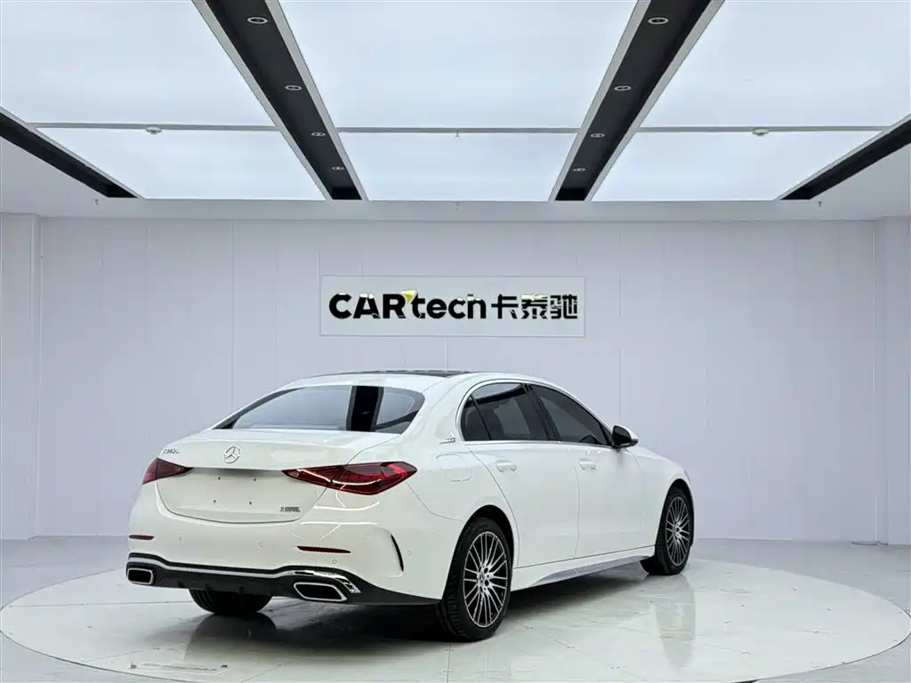 Mercedes-Benz C-Class 2023 — фото 5