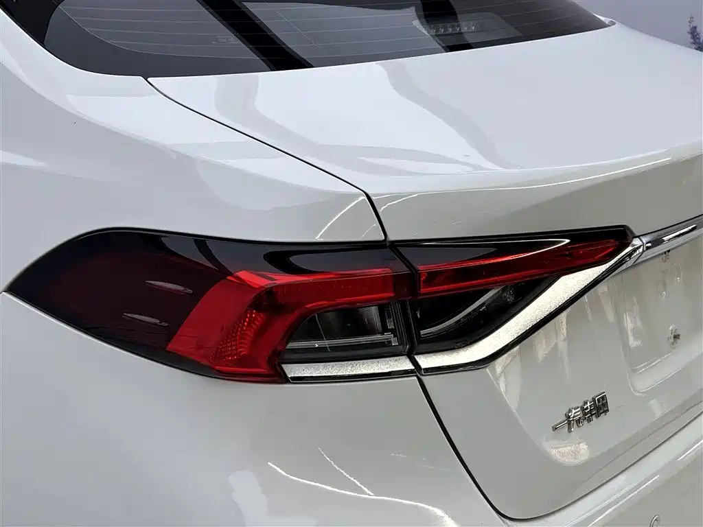 Toyota Corolla 2020 — фото 10