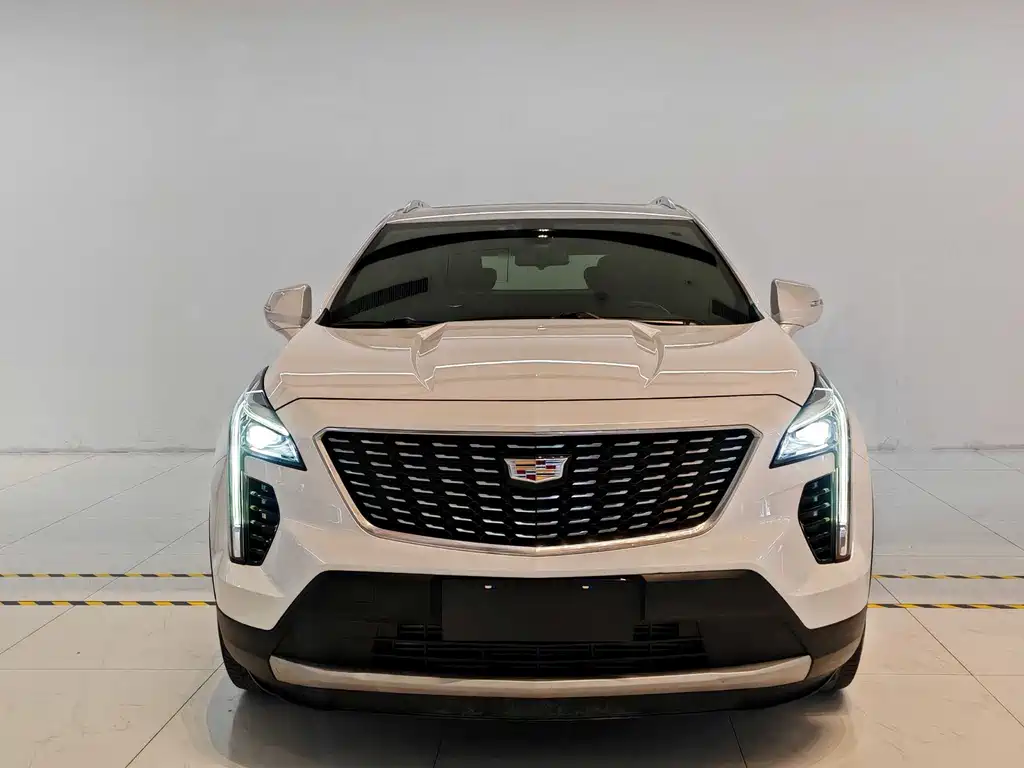 Cadillac XT4 2019 — фото 2