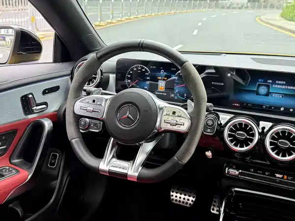 Mercedes-Benz CLA AMG 2021