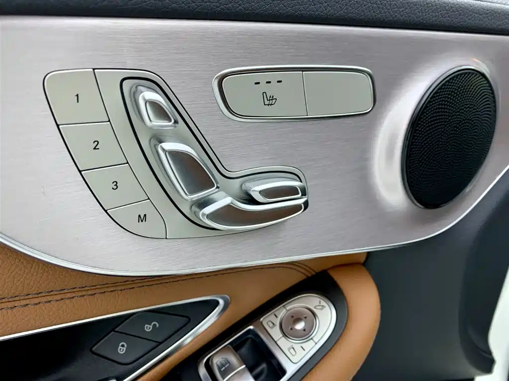 Mercedes-Benz C-Class 2021 — фото 29