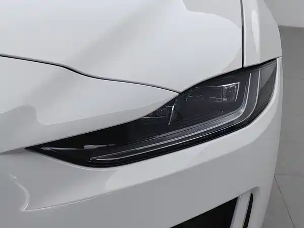 Jaguar XEL 2025