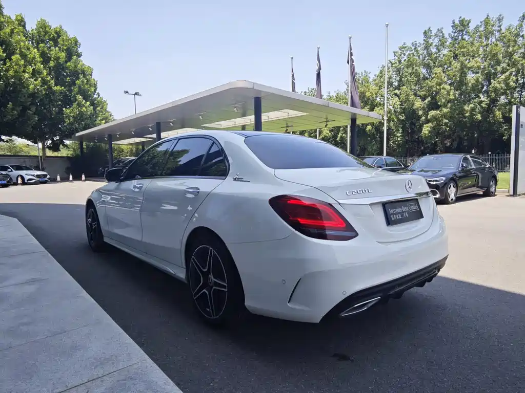 Mercedes-Benz C-Class 2020