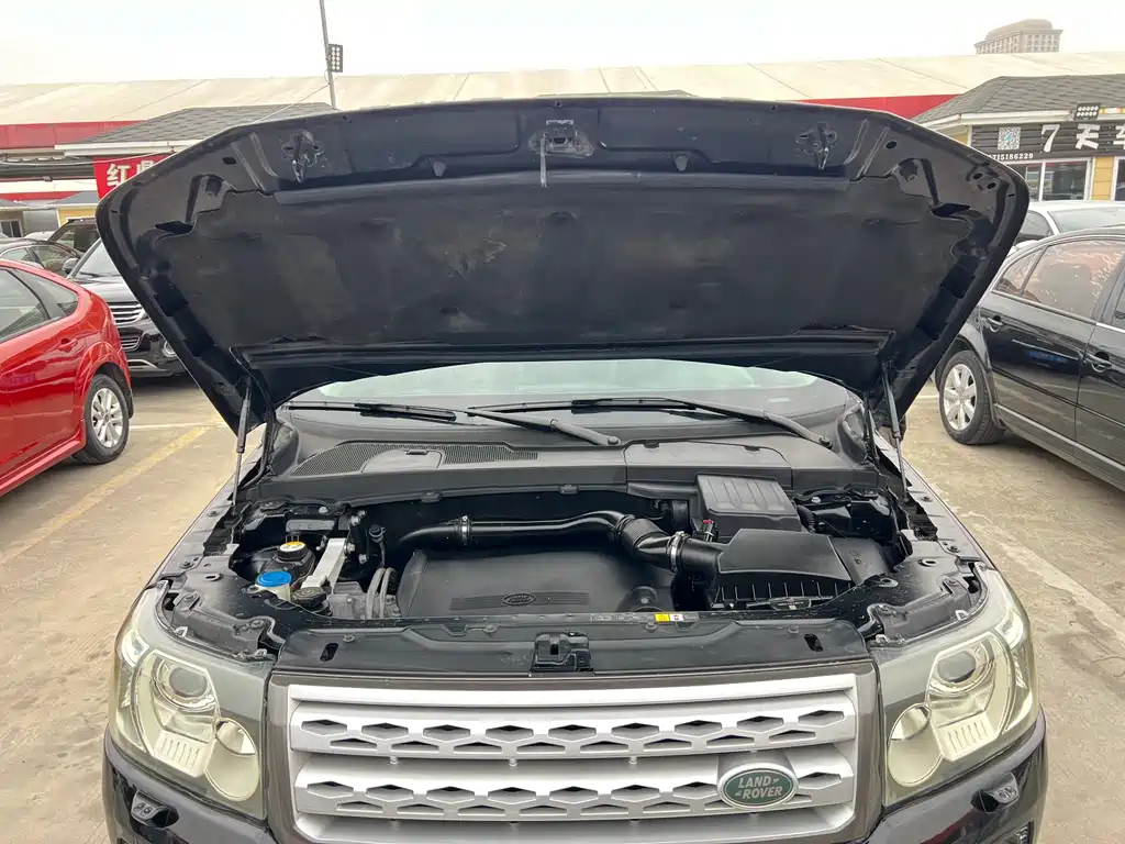 Land Rover Freelander 2 2011 — фото 23