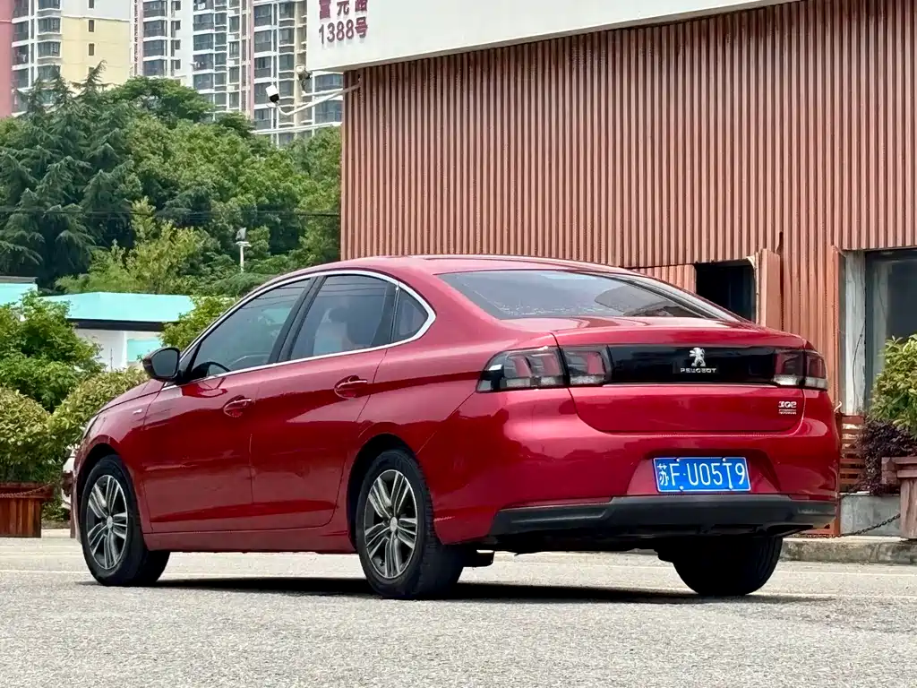 Peugeot 308 2016