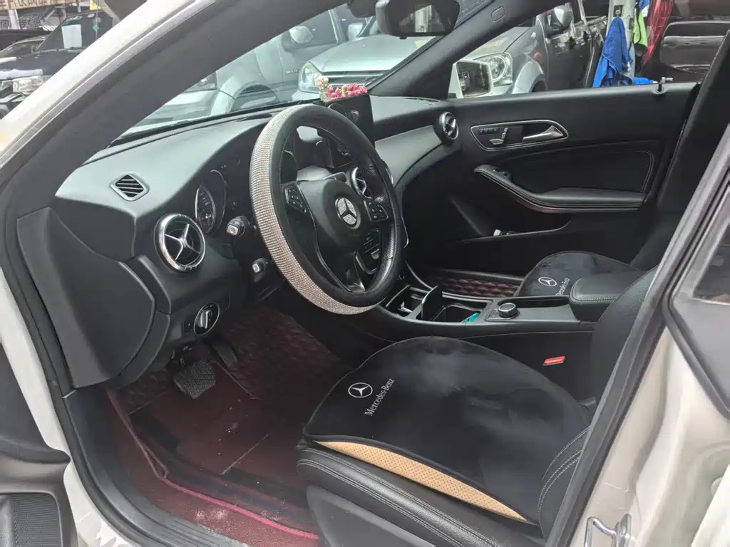 Mercedes-Benz CLA 2018