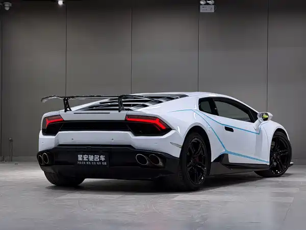 Lamborghini Huracan 2016
