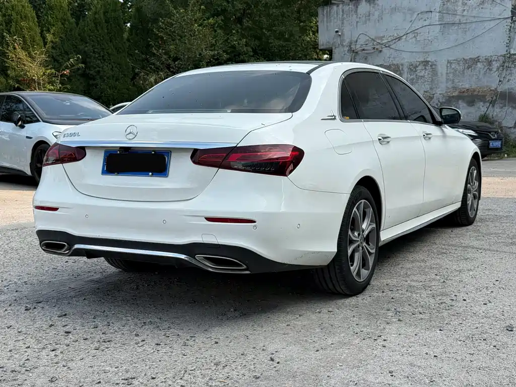 Mercedes-Benz E-Class 2021