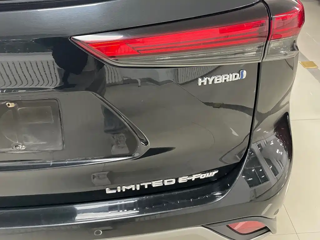 Toyota Highlander 2022 — фото 20