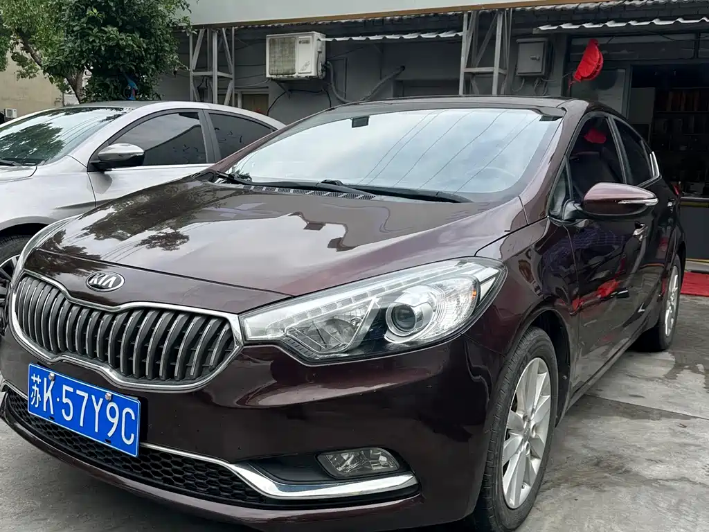 Kia K3 2015 — фото 1