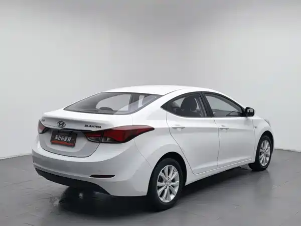 Hyundai Elantra Langdong 2017